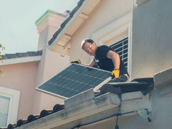 Solar Panels: Are They Right for Your Roof?